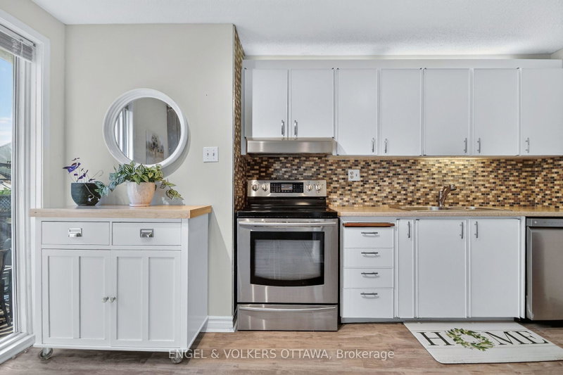Image of home for listing MLS® X13872936
