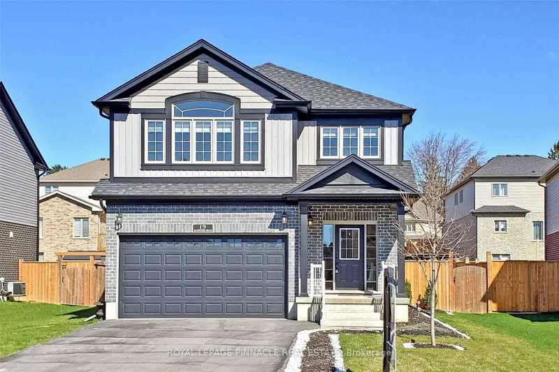 Image 2 of listing MLS® X13874510
