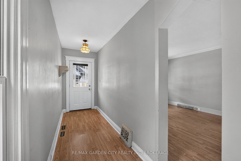 Image of home for listing MLS® X13875700