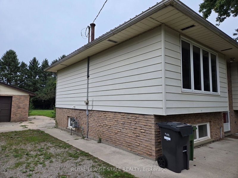 Image 3 of listing MLS® X13877208