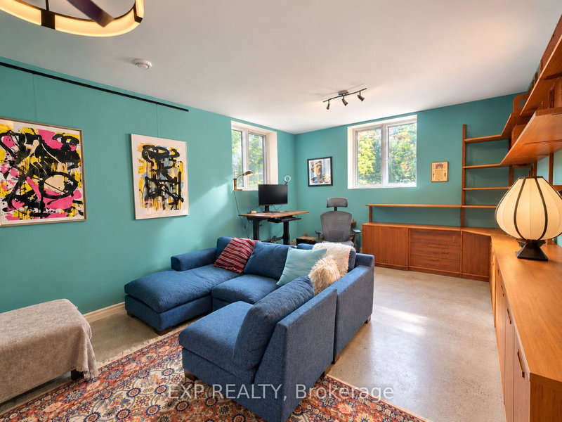 Image of home for listing MLS® X13885326