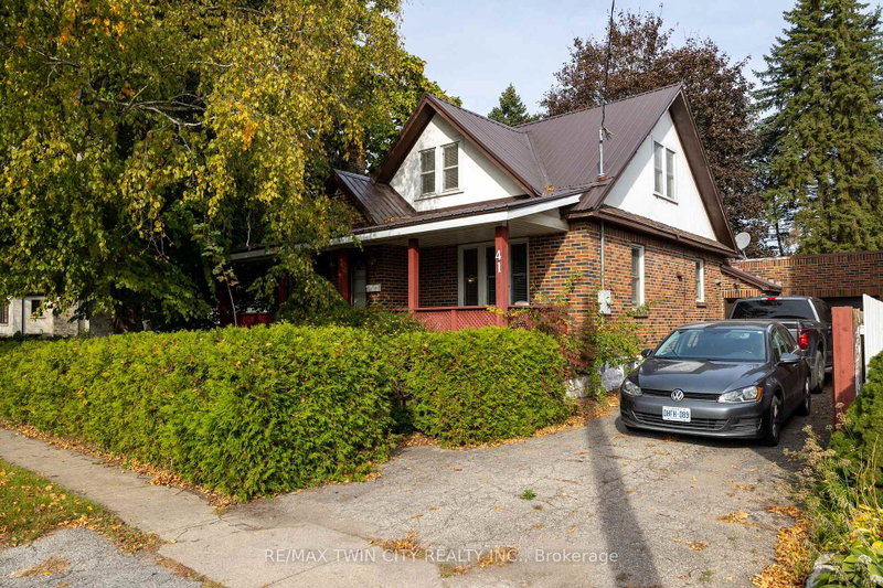 Image 2 of listing MLS® X14011992