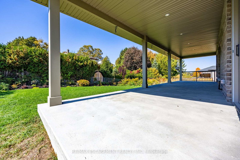 Image 3 of listing MLS® X14033762