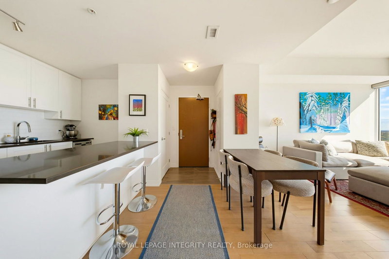 Image of home for listing MLS® X14085766