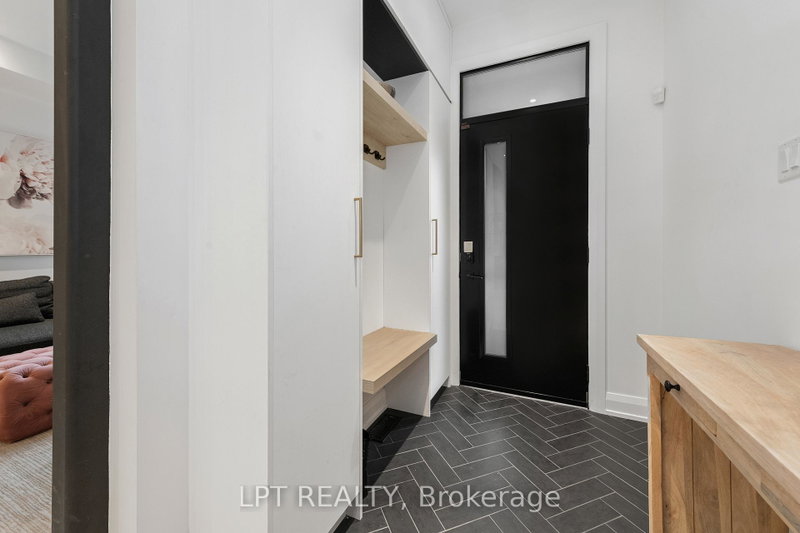 Image of home for listing MLS® X14099916