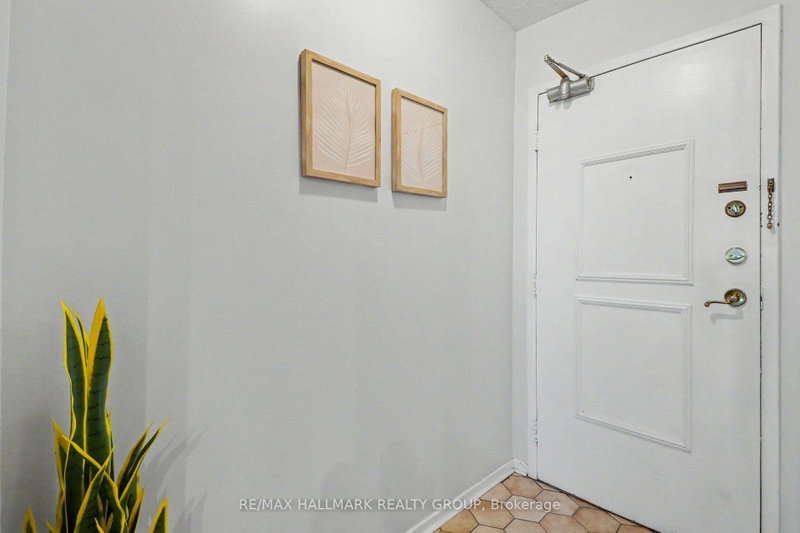 Image of home for listing MLS® X14100536