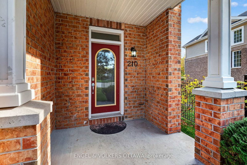 Image of home for listing MLS® X14101132