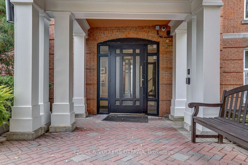 Image of home for listing MLS® X14101628