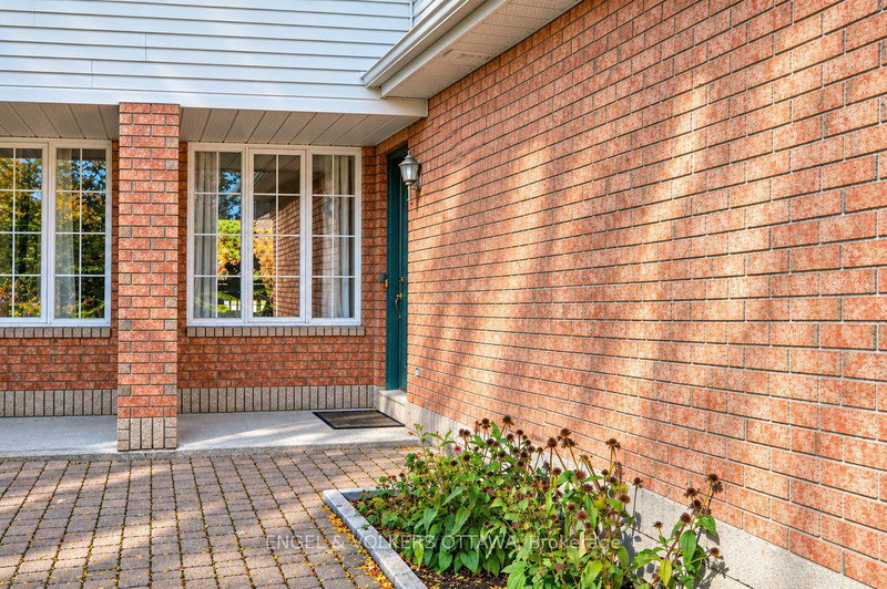 Image of home for listing MLS® X14101800