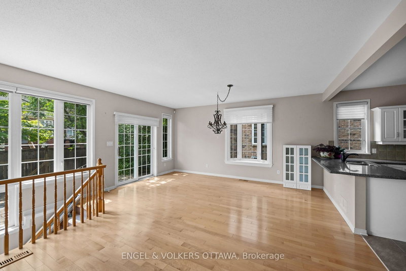 Image of home for listing MLS® X14103686