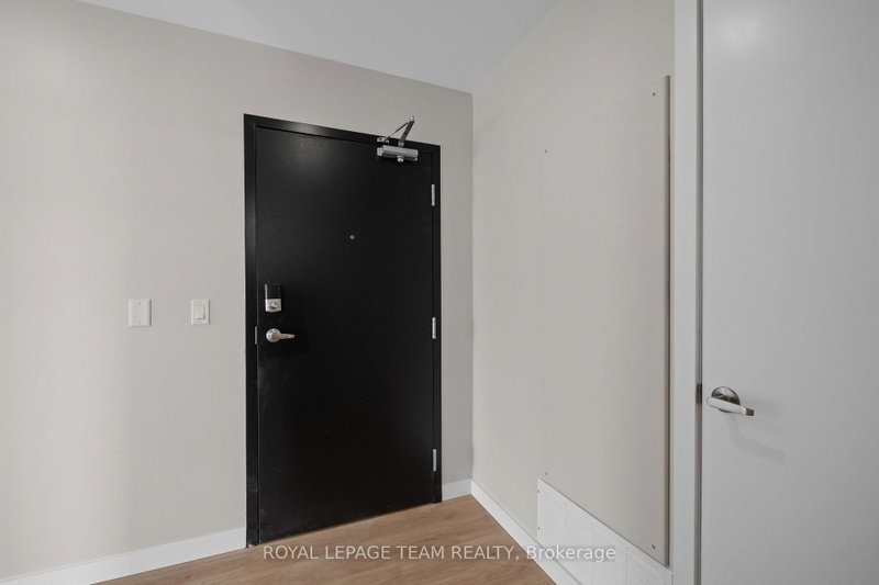Image of home for listing MLS® X14104364