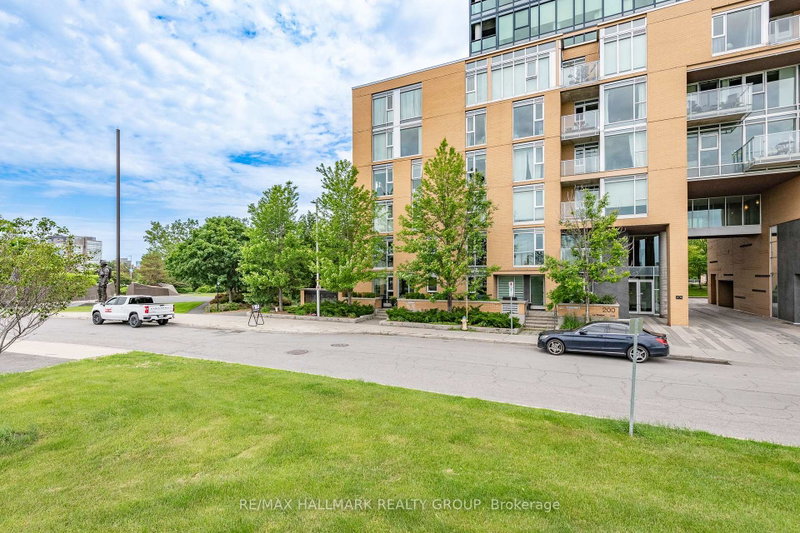 Image of home for listing MLS® X14106684