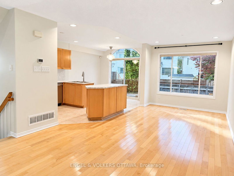 Image of home for listing MLS® X14106842