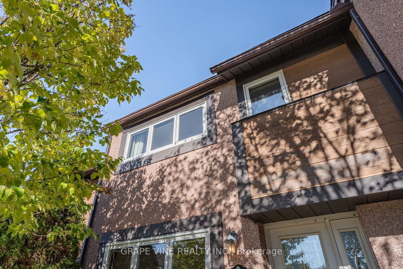 Image of home for listing MLS® X14109132