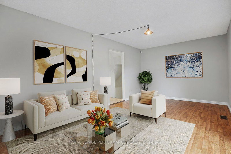Image 2 of listing MLS® X14110598