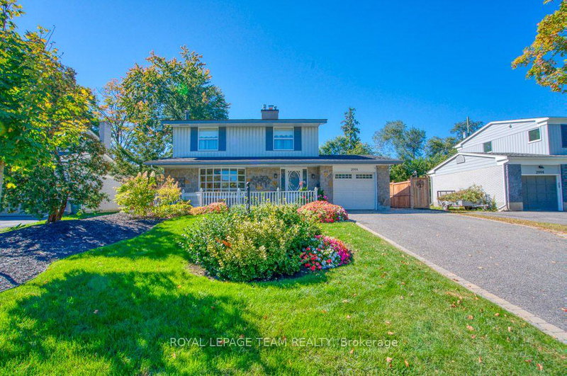 Image 2 of listing MLS® X14110612