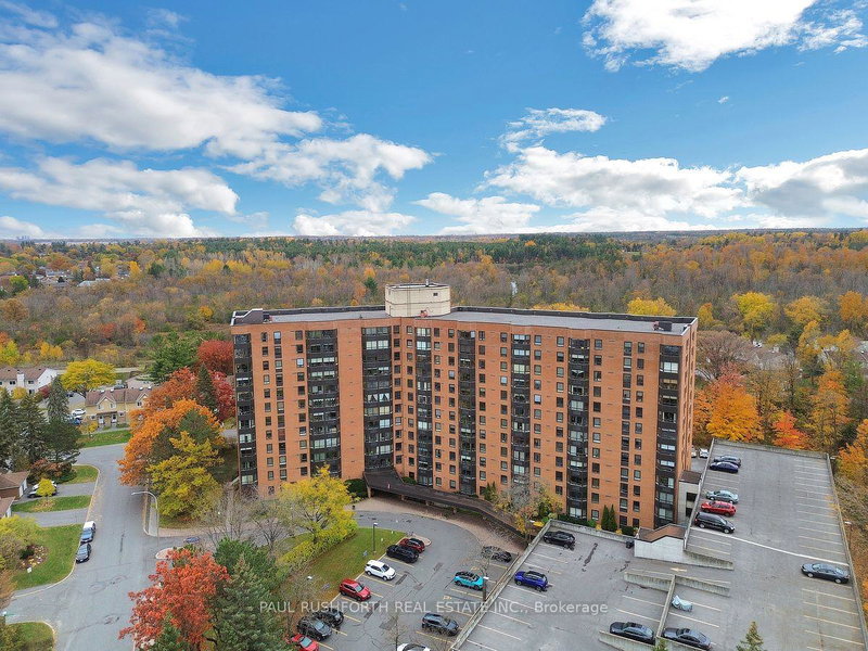 Image 2 of listing MLS® X14110646
