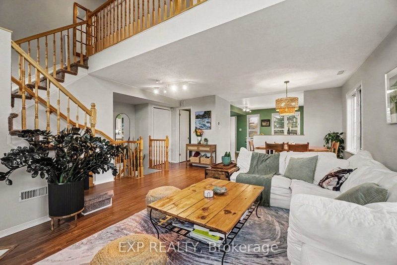 Image 3 of listing MLS® X14111462