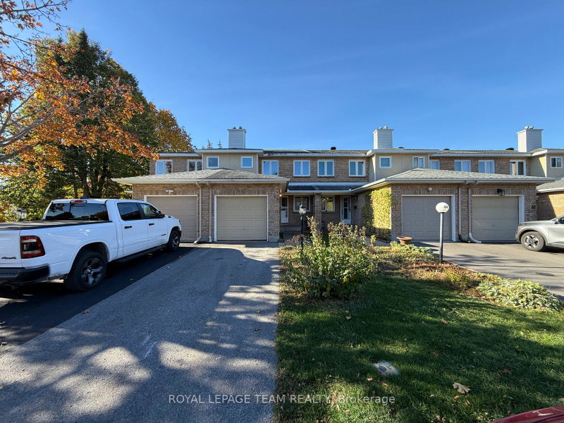 Image 2 of listing MLS® X14111478