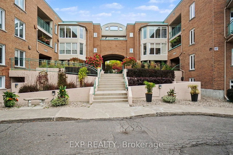 Image of home for listing MLS® X14111860