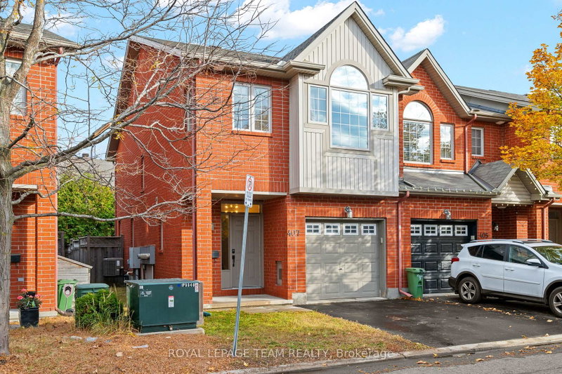 Image 2 of listing MLS® X14111880