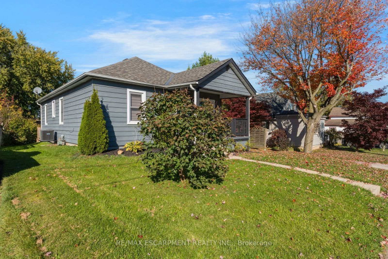 Image 3 of listing MLS® X14117242